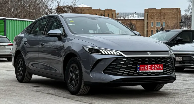 BYD Qin Plus DM 128 (копия)